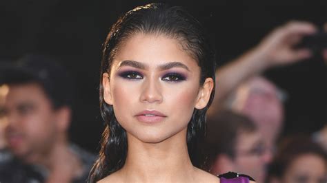 Zendaya Ethnicity Parents Siblings Sexuality And Net Worth