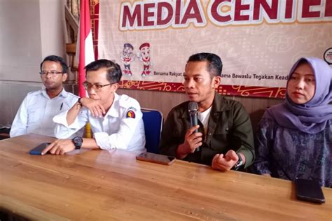 Viral Video Satpol Pp Garut Dukung Gibran Bawaslu Sebut Bisa Dikenai