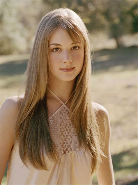 Everwood Cast Bio Emily Vancamp