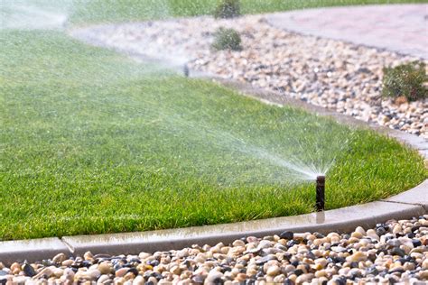 Tips For Properly Watering Your Turfgrass Lawn - Envy Lawn - New