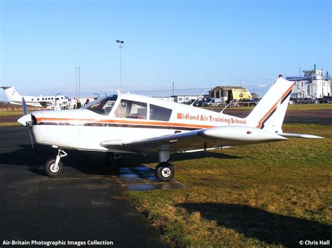 Aviation photographs of Registration: G-OMAT : ABPic
