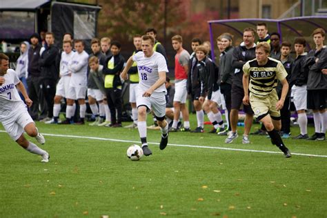 St. Thomas men’s soccer shuts out Oles – TommieMedia