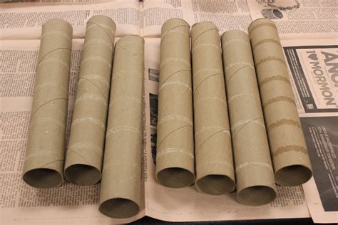 Teen Blog FRVPLD Transform Paper Towel Rolls Into Winter Critters At