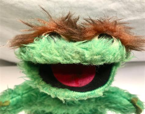 Vintage Sesame Street Oscar The Grouch Hand Puppetjim Henson Muppets Inc