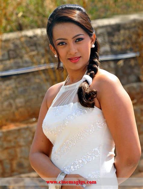 Ester Noronha Hot Bikini Image Gallery Images Photos Pics Cinemagigs