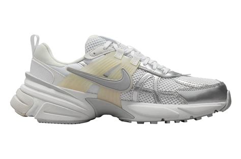 Nike V K Run Wmns Metallic Silver Mar Fd Kicksonfire