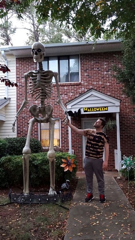 12 ft skeleton | halloween | spooky season | skeleton build | halloween decor | giant s… in 2022 ...