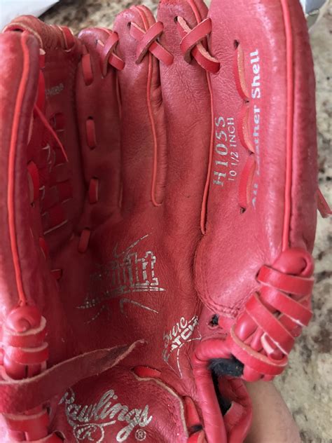 Rawlings Highlight Series RHT Infield Baseball Glove 10.5" | SidelineSwap