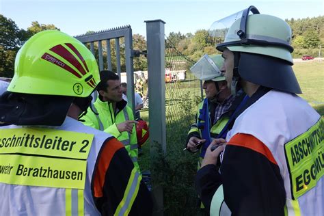 Chlorgasaustritt Im Freibad Beratzhausen Gro Bung Der Feuerwehren