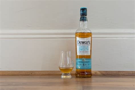 Dewar's Caribbean Smooth Whisky Review: Rum Cask Finish Blend