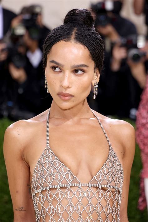 Zoe Kravitz Flaunts Her Nude Body In A See Through Dress 15 Photos