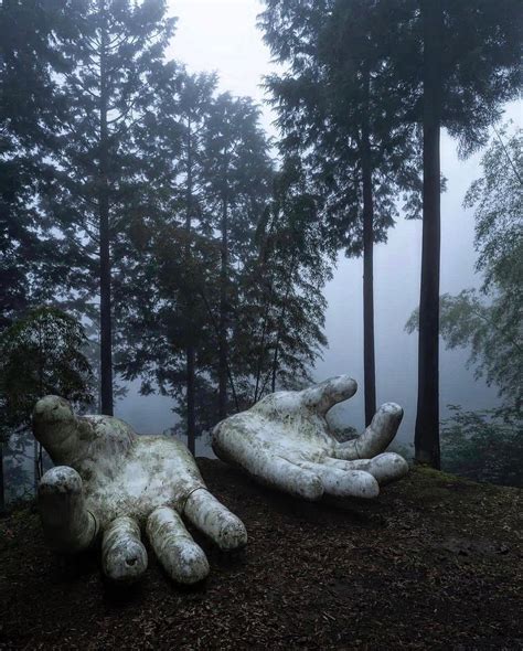 Massive White Hands In The Middle Of The Forest Nenogongen Tenryuji