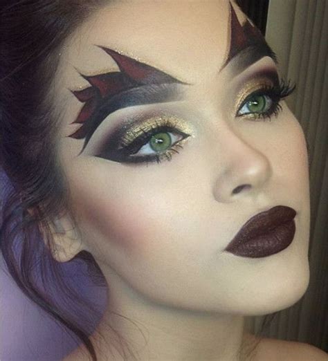 The Most Hauntingly Gorgeous Halloween Makeup Looks On Instagram Maquillaje De Dragón