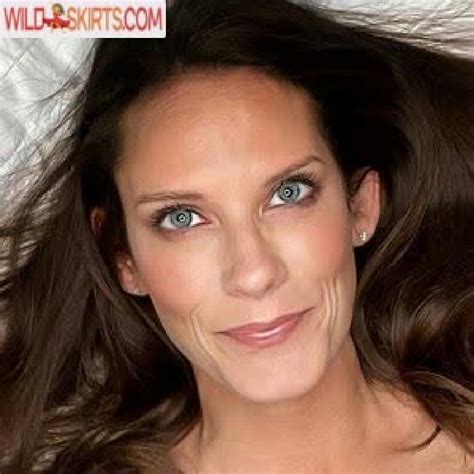 Annabelle Peaches Annabelle Peaches Annabellepeaches Nude OnlyFans Instagram Leaked Photo