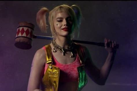 Vid O Birds Of Prey Harley Quinn Se Paye Le Joker Et Pennywise