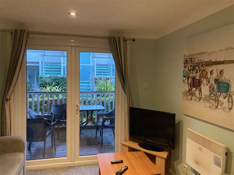 Butlins Minehead Gold Apartment Review - Catching Sunsets