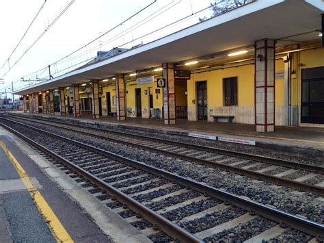 Altra Tragedia Ferroviaria Infarto Fatale Ad Un Passeggero Sulla