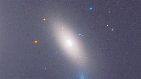 Canarias Descubre La Primera Galaxia Sin Materia Oscura Laprovincia Es