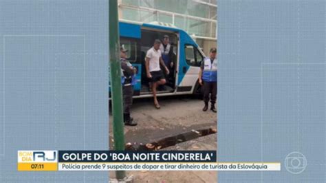 Vídeo Polícia prende nove suspeitos de dopar e tirar dinheiro de