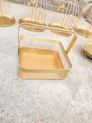 Golden Iron Decorative Wedding Gift Hamper Baskets Size Dimension