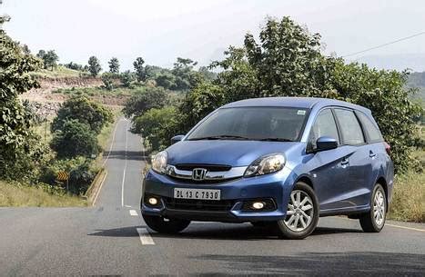 Honda Mobilio Review - Types cars