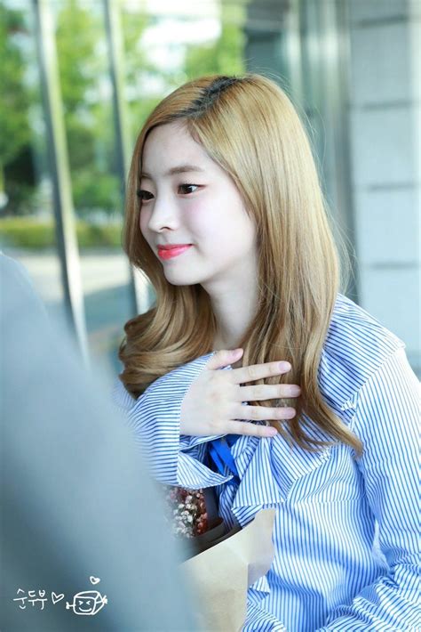 Dahyun Twice 170528 ダヒョン 有名人 女優