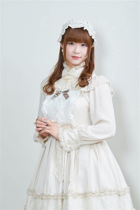 Shiro Lolita Lolita Fashion Wiki Fandom