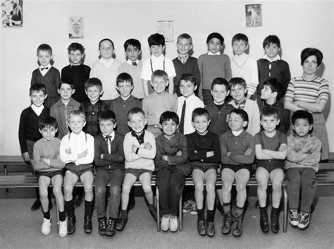 Photo De Classe Ce1 De 1967 Ecole Primaire St Exupéry Copains Davant