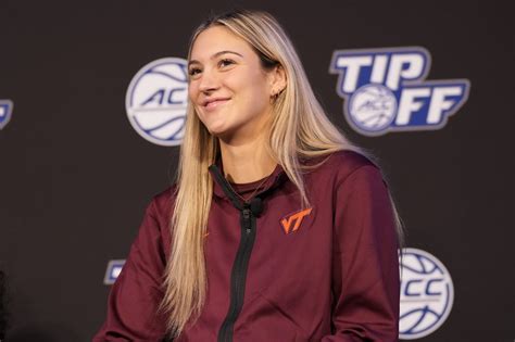 Virginia Tech Basketball Elizabeth Kitley Puts On Clinic In Rout Of