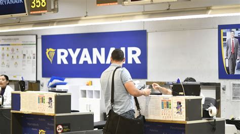 As Seguir Operando Ryanair En Canarias Sin Bases Pero Con Menos