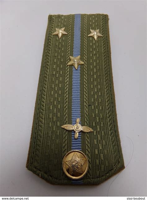 Uniformes Insigne Militaire Sovi Tique Russe Premier Lieutenant De