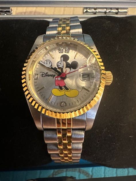 FREE TRACKABLE SHIPPING Unique Official Disney Mickey Mouse Gems