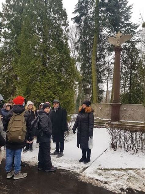 Terenowe warsztaty edukacyjne z cyklu Pogrzebana pamięć Warszawa