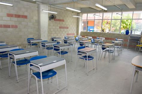 Hay M S De Mil Cupos Para Educaci N Secundaria En Los Colegios