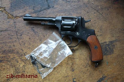 Nagant M1895, deactivated revolver (WWII)