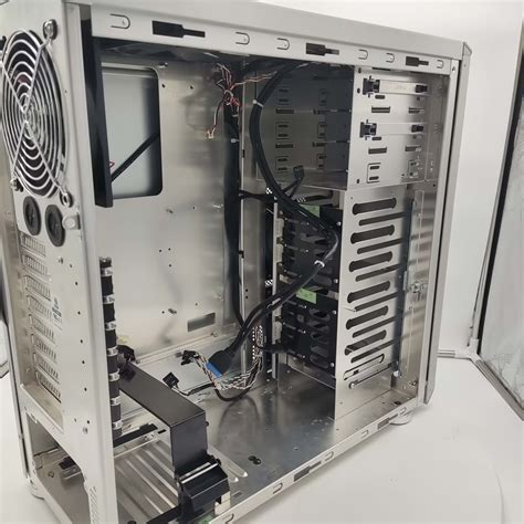 Lian Li PC Z Mid Tower Chassis With X SATA Hot Swap Bays Jawa