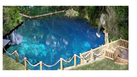 Blue Grotto Dive Resort - Overall view of the Blue Grotto entrance