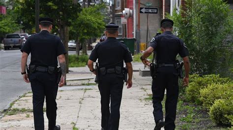 Six policiers blancs admettent avoir torturé deux Afro Américains au