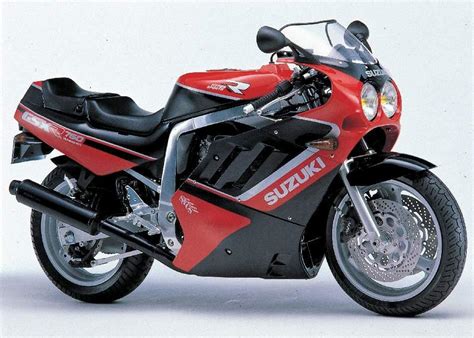 Suzuki GSX 750 R 112 PS specs, quarter mile, lap times, performance ...