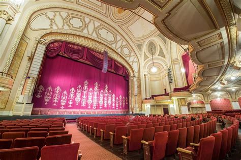 Le Cinéma De Playhouse Square Au Square Revient Pour La Première Fois