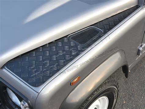 Land Rover Defender Black Aluninium Wing Top Chequer Plate Pair Rst