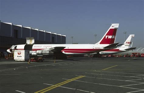 Flying Andy Granatellis Indy 500 Race Cars On A Twa Boeing 707