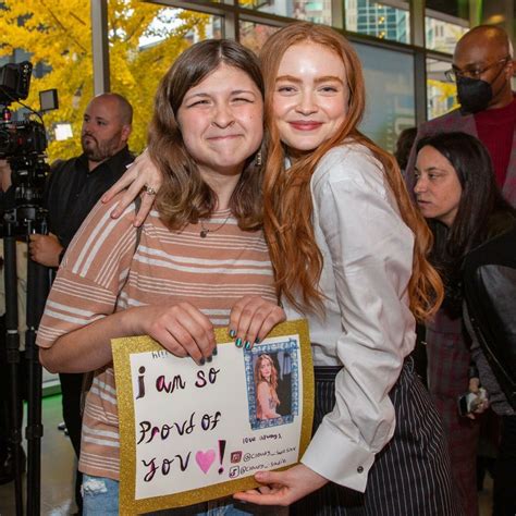 Sadie Sink 11/21/2022 • CelebMafia