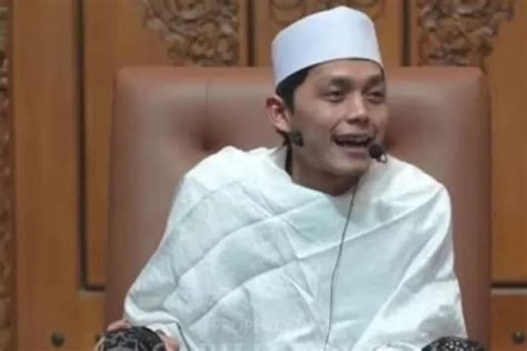 Wajib Ditiru Umat Muslim Lainnya Gus Iqdam Bongkar Filosofi Dan Amalan