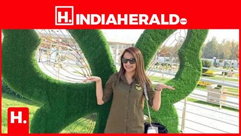 Trisha Krishnan Hot And Cute Mood Erecting Photos Collectio