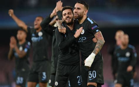 Manchester doblega al Nápoles y va por octavos en UEFA El Sol de San