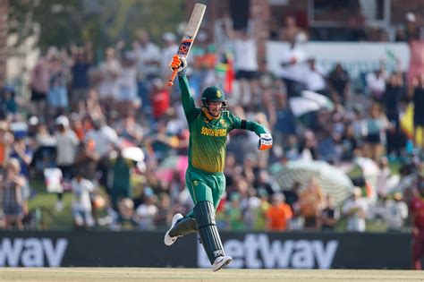 Heinrich Klaasen Celebrates Reaching His Hundred Off Just Balls