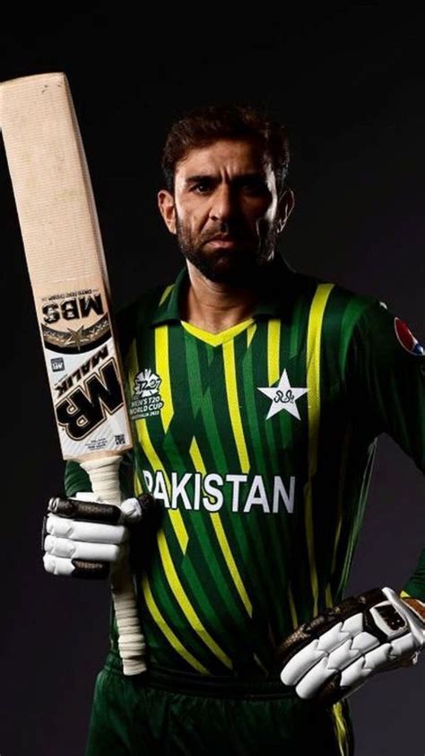 world cup   iftikhar ahmed  complete  fifty  india