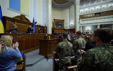 Зеленський заявив що Україна прагне виробляти західну зброю РБК Україна