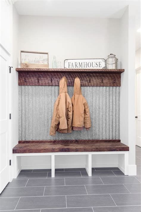 Diy Mudroom Ideas Lady Decluttered Mudroom Remodel Small